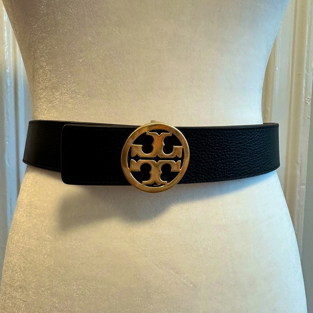 New Tory Burch Women's Navy Blue Miller Reversible Belt Size M